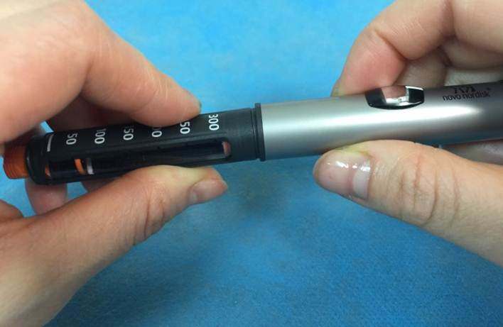 胰岛素笔安装指导(以诺和笔5为例)
